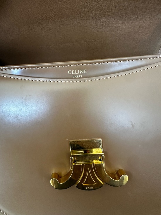Celine Caramel Brown Leather Shoulder Bag with Gold Triomphe Clasp - Picture 5 of 7